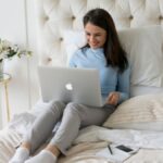 How To Choose A Bed And Headboard That Work For Your Toronto, Ontario Room